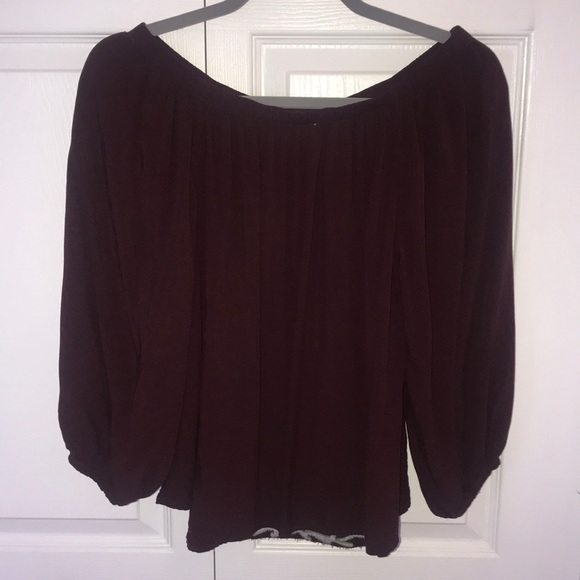 Off the shoulder blouse - Picture 2 of 2